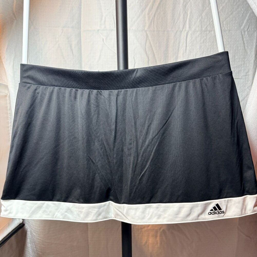 Adidas Climalite Skort in Black size L